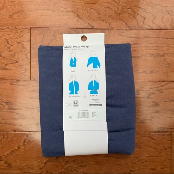 NWT Time and Tru Blue Multi Wear Knit Wrap Scarf Shoulder Wrap Belt Cinch - Picture 3 of 4